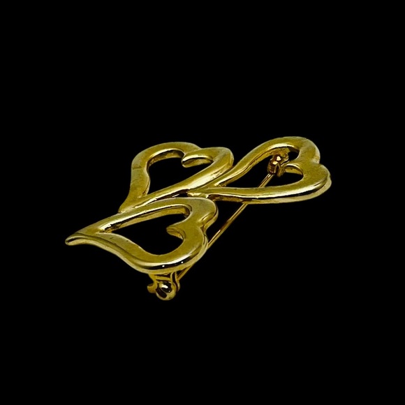 Cute Vintage Lady Remington Polished Gold Tone Triple Open Hearts Brooch - Picture 5 of 11